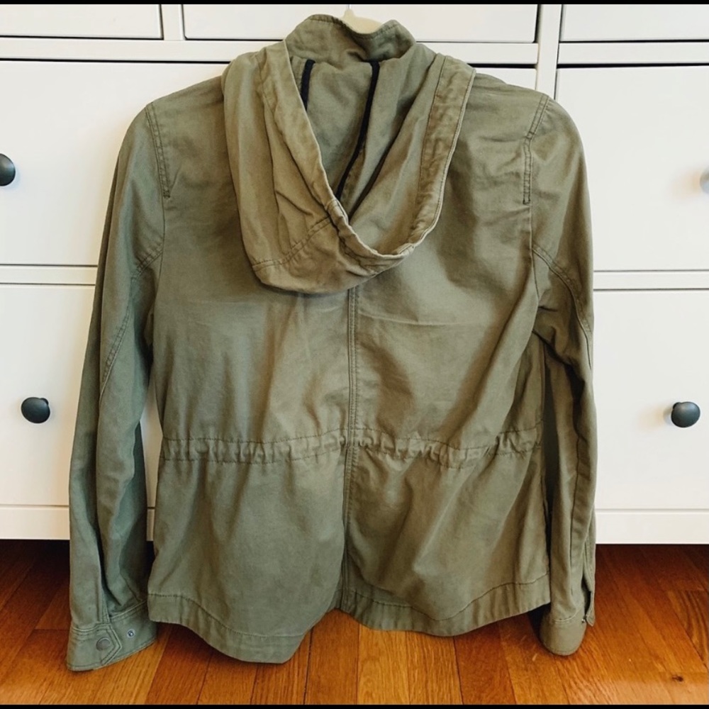 solid green jacket - Picture 2 of 3